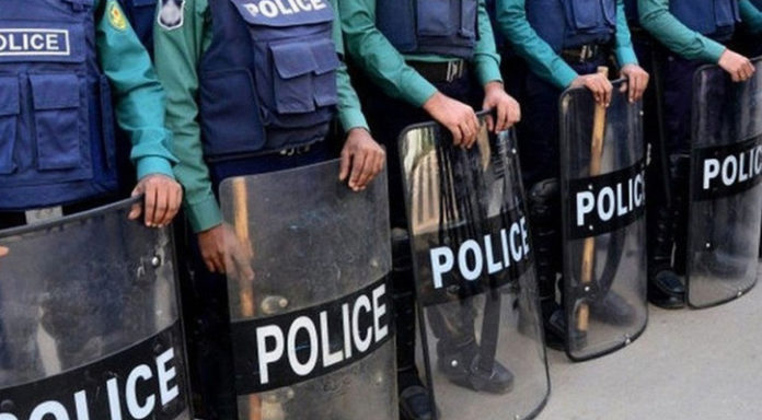 DA6C41CF-B41C-462D-8E99-C6267A7F73C2